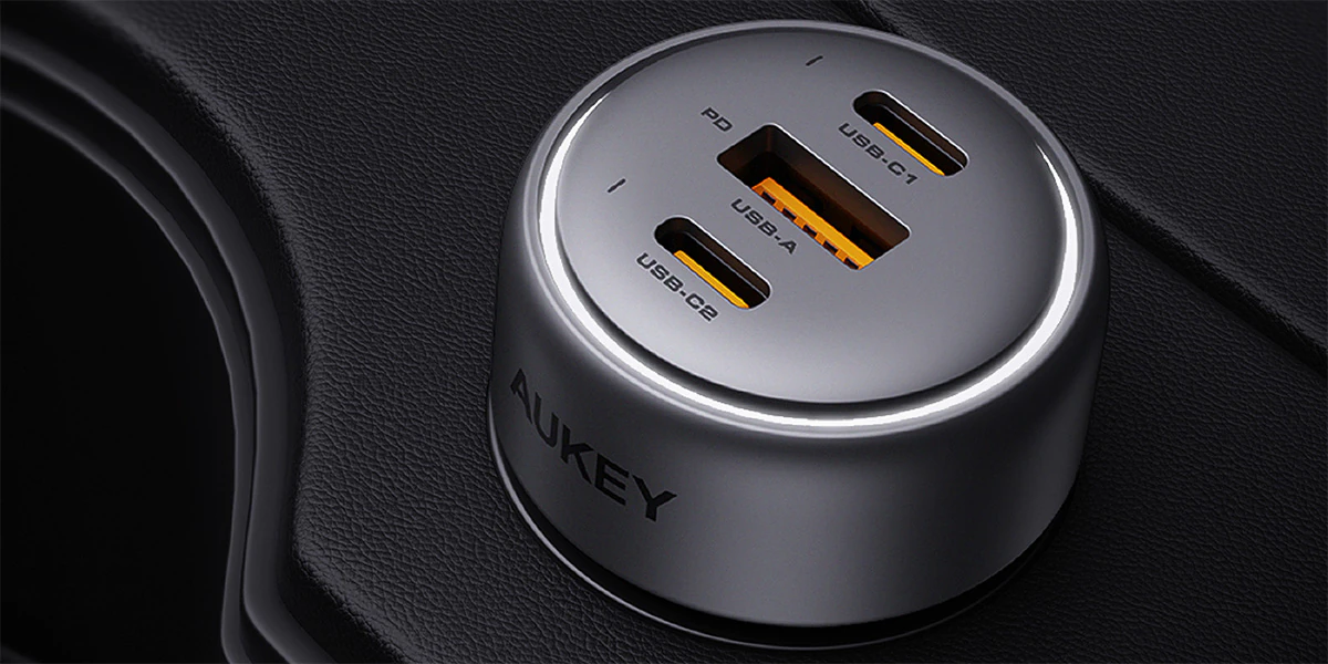 Ładowarka samochodowa Aukey Pathfinder Mix 3