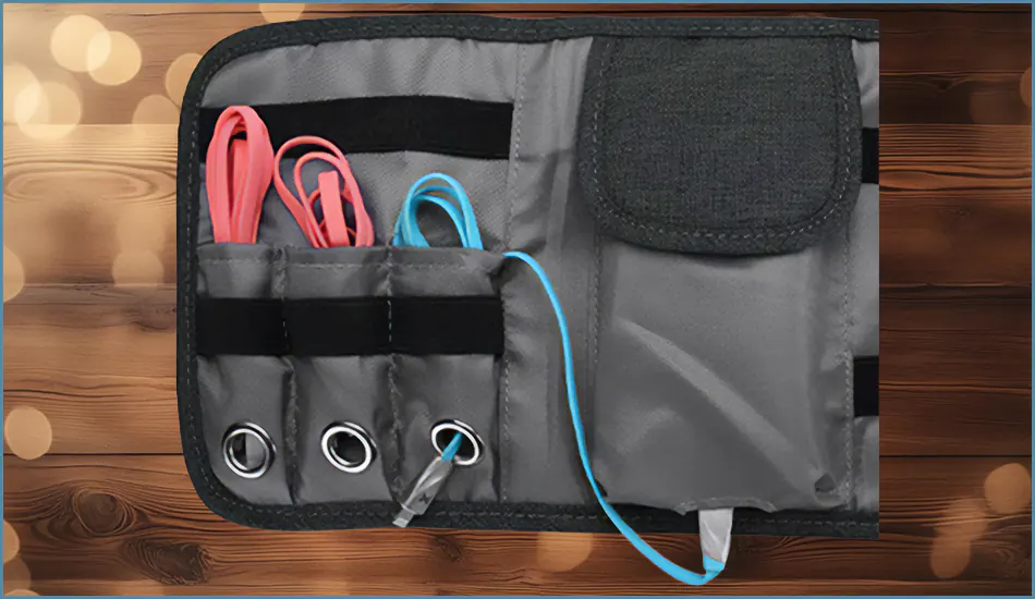 organizer podróżny na kable i powerbank Ciron szary
