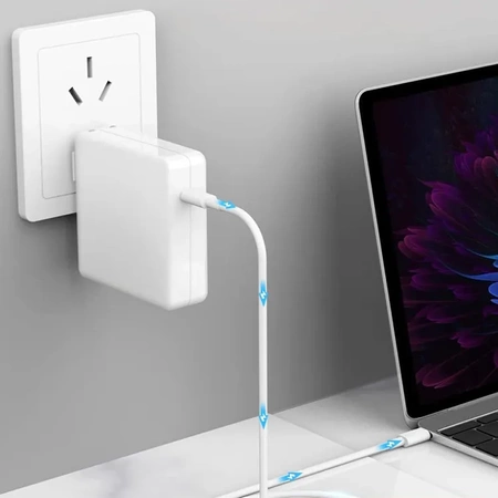 SWISSTEN Biały Kabel USB-C - USB-C 100W 1,5m
