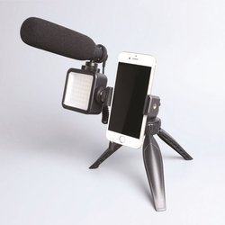 Maono Mikrofon typu shotgun z lampą LED AU-CM11PL